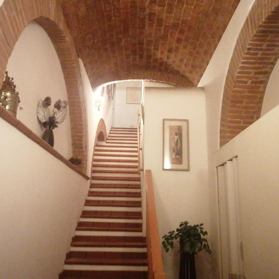 Residenza Schinardi Hotel Oristano Exterior foto